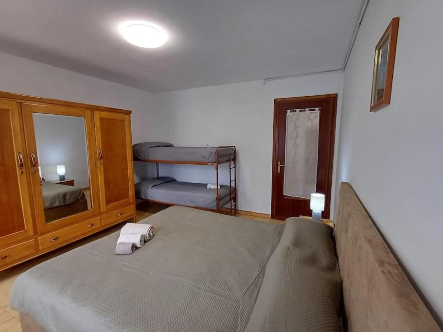 Casa Vacanza Leonardo Apartment Chambave Exterior photo